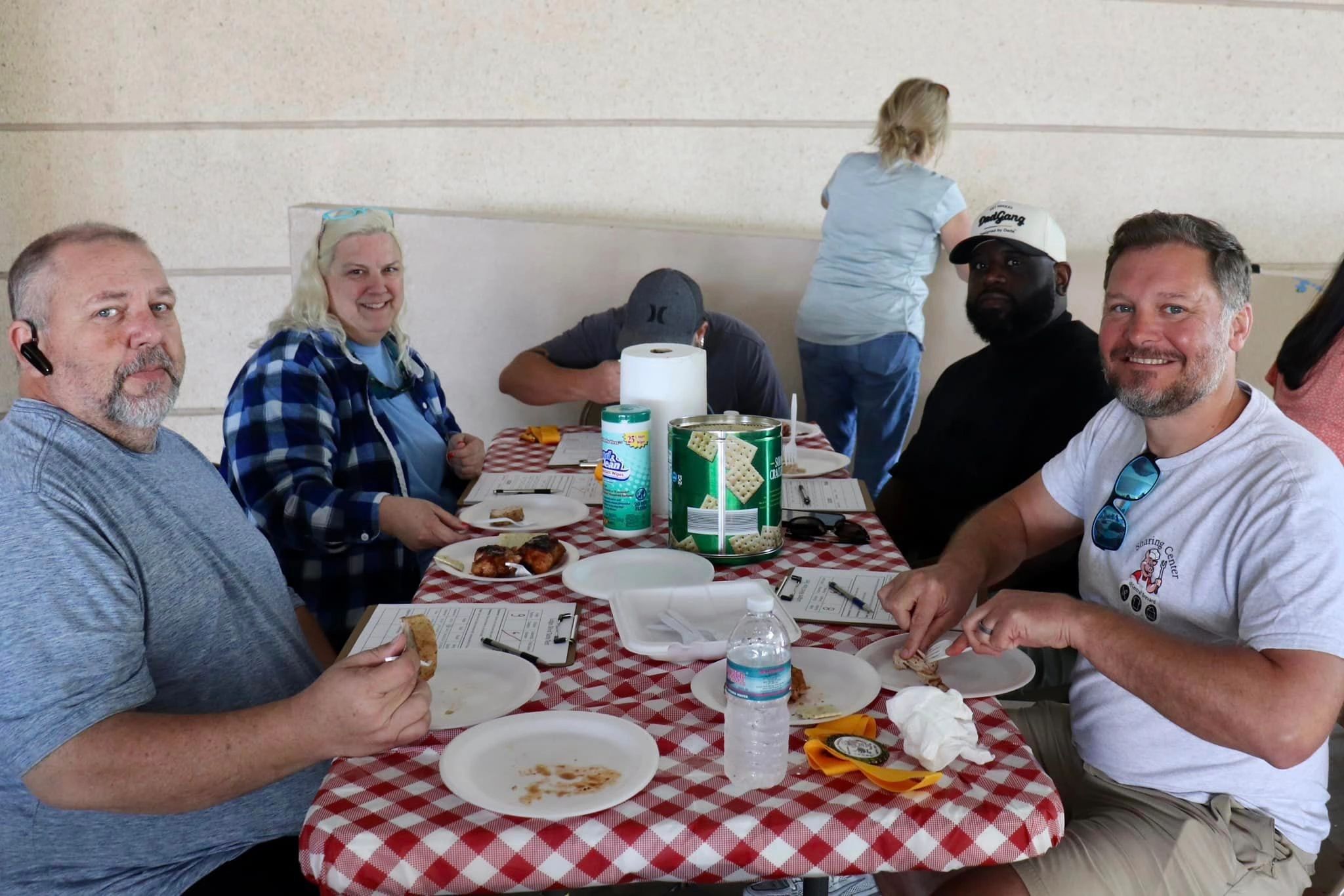 Children's weekend feeding program